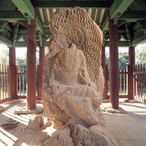 예산 화전리 석조사면불상